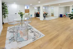 10 Marilyn Pl, Clifton, NJ 07011 - Photo 40