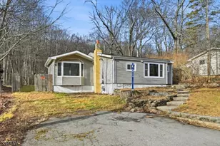 33 Setting Sun Trail, West Milford, NJ 07480 - Photo 2