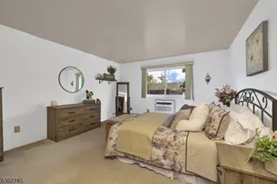 641 Cricket Ln, Woodbridge Township, NJ 07095 - Photo 8