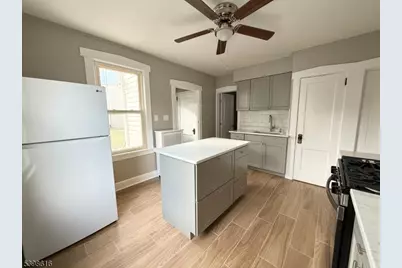 140 Westervelt Ave, Hawthorne, NJ 07506 - Photo 2