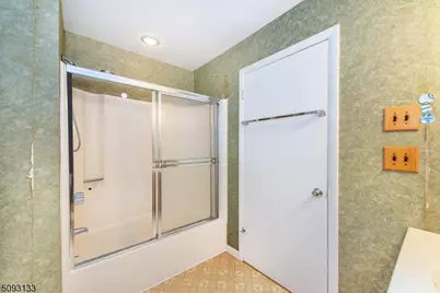 21 East Shore Road, Denville, NJ 07834 - Photo 16