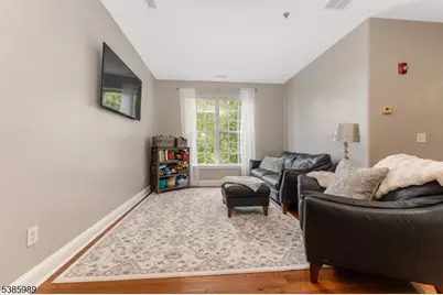 284 Rainbow Way, Lopatcong Township, NJ 08865 - Photo 4