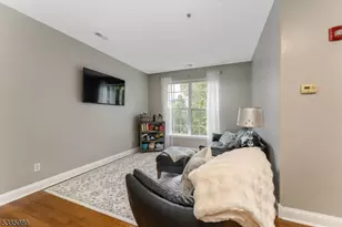 284 Rainbow Way, Lopatcong Township, NJ 08865 - Photo 8