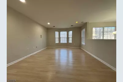 189 Sunshine Dr #189, Piscataway Township, NJ 08854 - Photo 4