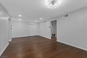 56 Maple Ln, Mount Arlington, NJ 07856 - Photo 2