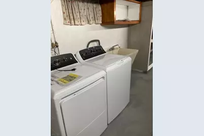 9 Enoch St, East Rutherford, NJ 07073 - Photo 12