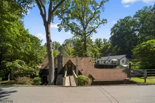 46 Glenside Trail, Sparta Township, NJ 07871 - Photo 2