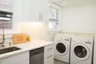 65 Poe Ave, Newark, NJ 07106 - Photo 6