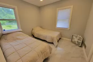 40 Surrey Ln, Clifton, NJ 07012 - Photo 6