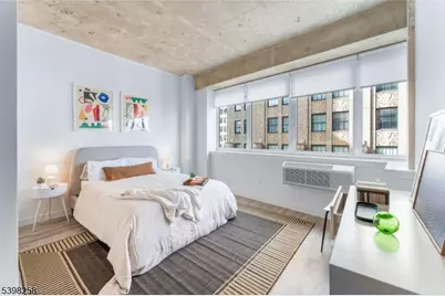 10 Commerce Ct #2E, Newark, NJ 07102 - Photo 8