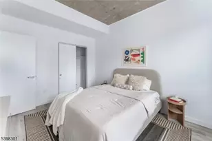 10 Commerce Ct, Newark, NJ 07102 - Photo 12