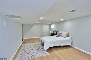 39 Grant Pl, Irvington, NJ 07111 - Photo 24