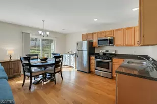 19 Gregg Ct, Newton, NJ 07860 - Photo 6