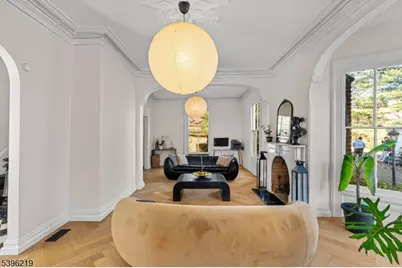 1370 Johnston Dr, Watchung, NJ 07069 - Photo 4