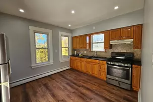 94 N 16th St, Prospect Park, NJ 07508 - Photo 2