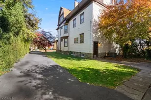 10 14Almira St, Bloomfield, NJ 07003 - Photo 2