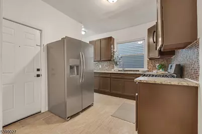 110 N 17th St, East Orange, NJ 07017 - Photo 12