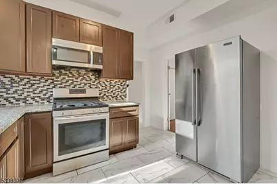 110 N 17th St, East Orange, NJ 07017 - Photo 20