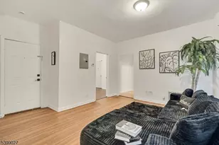 110 N 17th St, East Orange, NJ 07017 - Photo 4