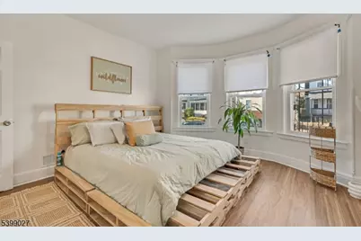 110 N 17th St, East Orange, NJ 07017 - Photo 6