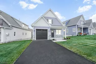 18 Birdie Ln, Boonton Town, NJ 07005 - Photo 2