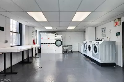 363-377 Mt Prospect Ave #2AW, Newark, NJ 07104 - Photo 6