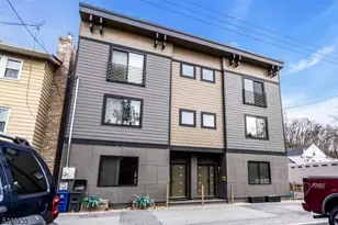 10 McCready's Alley, Lambertville, NJ 08530 - Photo 2