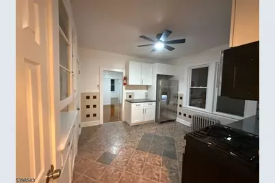 108 Grand Ave #2L, Newark, NJ 07106 - Photo 4