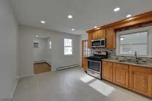 29 Winifred Dr, Totowa, NJ 07512 - Photo 14