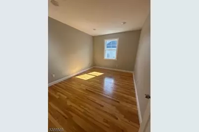 474 10th Ave #303, Paterson, NJ 07514 - Photo 10