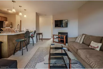 17 Sam Bonnell Dr #17, Union Township, NJ 08809 - Photo 8