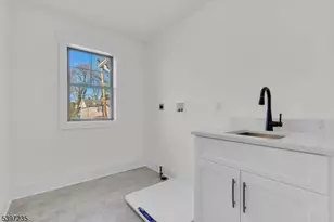 8 Church St, Stockton, NJ 08559 - Photo 18