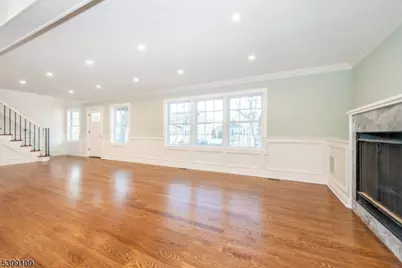 44 4th Ave, Roseland, NJ 07068 - Photo 6