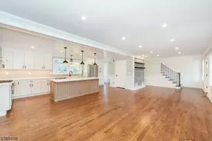 44 4th Ave, Roseland, NJ 07068 - Photo 8