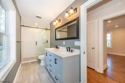 44 4th Ave, Roseland, NJ 07068 - Photo 38
