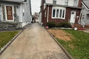 137 N 17th St, Bloomfield, NJ 07003 - Photo 2
