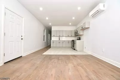 216 Peshine Ave, Newark, NJ 07108 - Photo 14