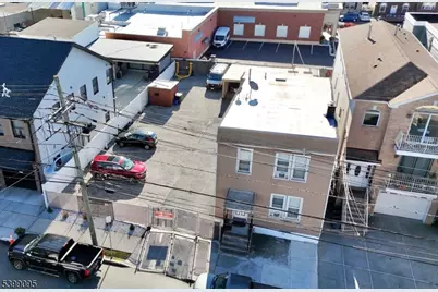 125-129 Malvern St, Newark, NJ 07105 - Photo 12