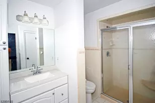 102 Chelsea Way, Bridgewater, NJ 08807 - Photo 18