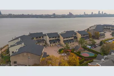 1225 River Rd #7D, Edgewater, NJ 07020 - Photo 6