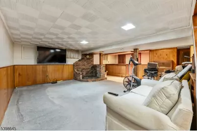 49 Goodluck St, Edison Twp., NJ 08820 - Photo 14