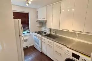 37A Carolyn Terrace, Roselle Boro, NJ 07203 - Photo 4