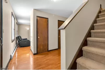 79 Crane St, Newark, NJ 07104 - Photo 18