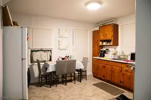 253 Clifton Ave, Newark, NJ 07104 - Photo 18