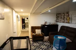 253 Clifton Ave, Newark, NJ 07104 - Photo 20