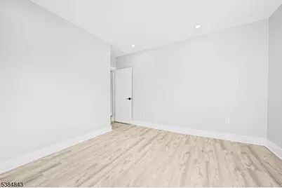 100 Kansas St #1, Hackensack, NJ 07601 - Photo 12