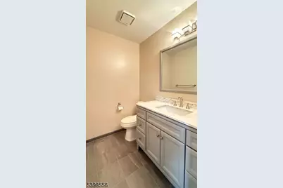 58 Canterbury Cir #58, Franklin Township, NJ 08873 - Photo 8