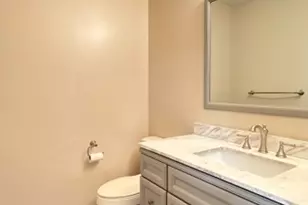 58 Canterbury Cir, Franklin Township, NJ 08873 - Photo 8