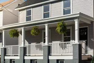 195 Chambers St, Phillipsburg, NJ 08865 - Photo 2