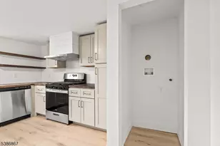 195 Chambers St, Phillipsburg, NJ 08865 - Photo 14